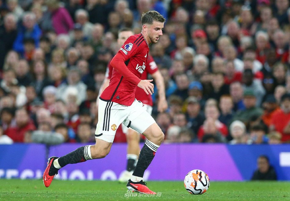 解两国足球 解两国足球