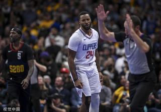 他以灵活战 他以灵活战