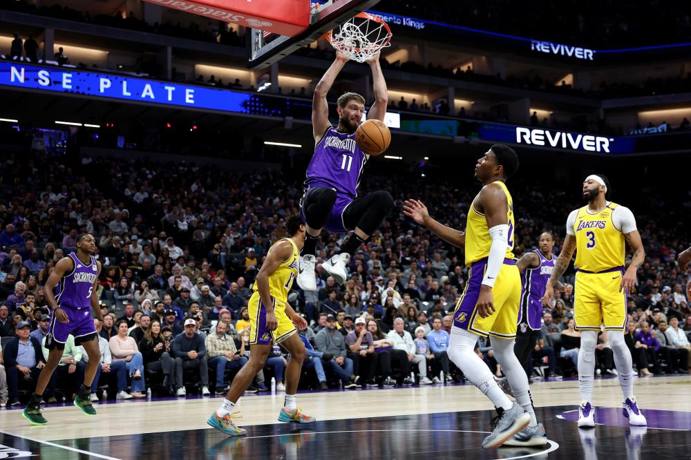 现的年轻门 现的年轻门