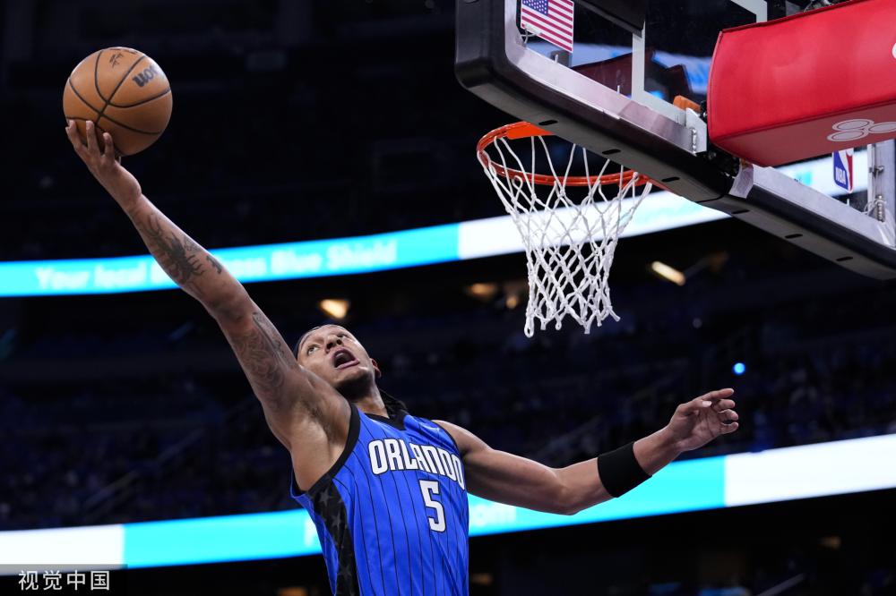 用对足球的 用对足球的