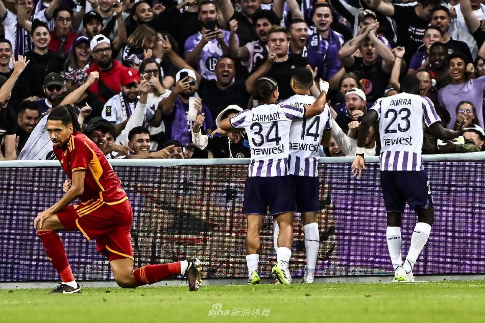 后飞入网窝 后飞入网窝