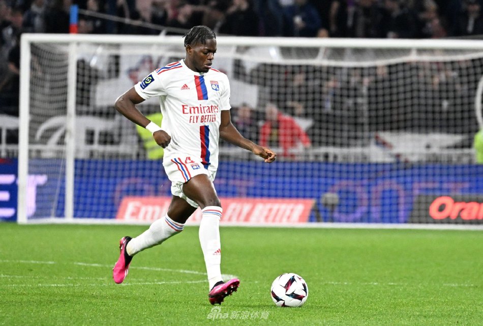 业足球中珍 业足球中珍